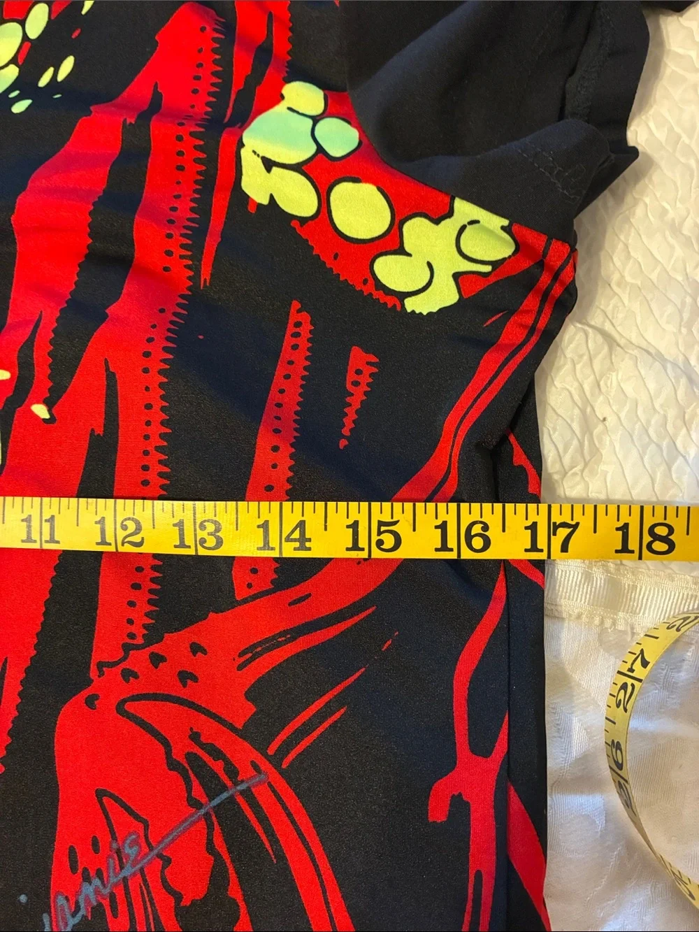Jamie Sadock Black Golf Top with Red and Neon Yellow Abstract Print Golf, Size S - Picture 7 of 11